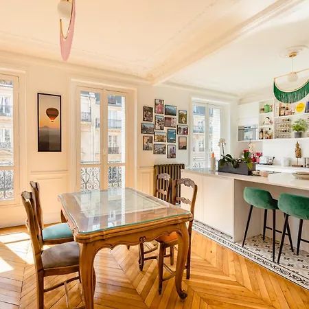 Luxury 1 Bedroom 700ft2 Montorgueil/leshalles Paris